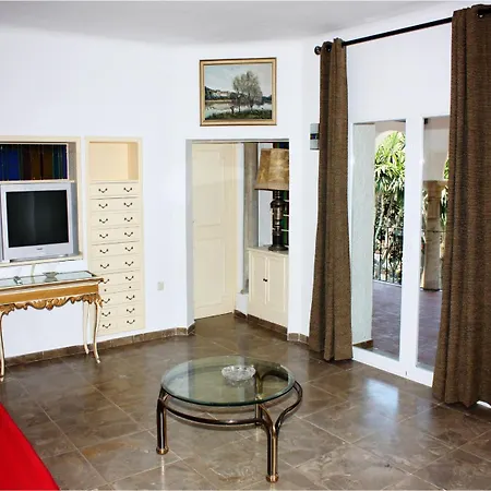 Hotel Residencia Miami 2*