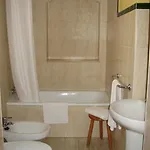 Residencia Miami 2*