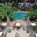 Residencia Miami Hotel