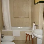Residencia Miami 2*