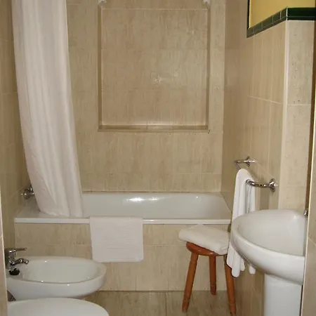 Residencia Miami 2*