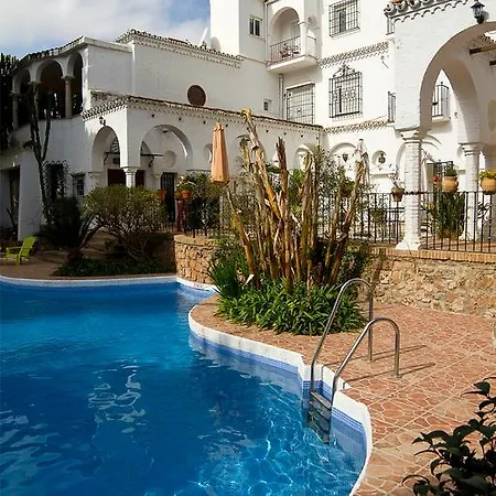 Residencia Miami 2*