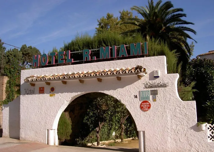 Residencia Miami Hotel Torremolinos